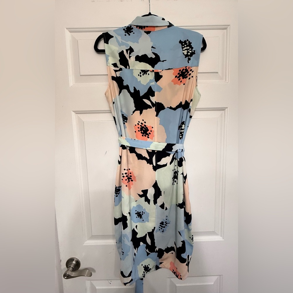 Calvin Klein Sleeveless Midi Dress in Pastel Blue, Peach & Black Floral - Picture 2 of 3
